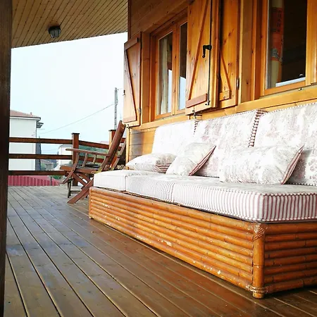 Chalet Preciosa Casa De Madera En Merindades Villaluenga